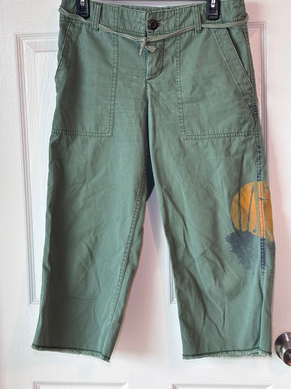 American Eagle Green Graphic Utility Crop Pants Women’s 0 Boho Y2K